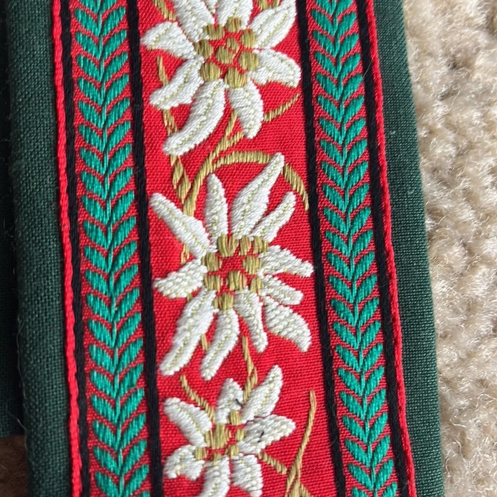 Green and Red Floral Embroidered Men’s Tie